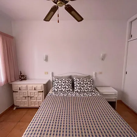 Apartment Nicole Gigantes